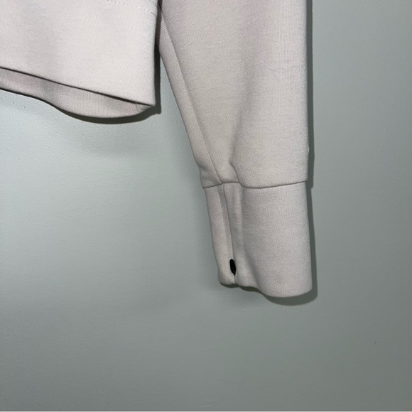 Adidas Hoodie Women's Size Medium  Beige Cropped Relaxed Fit Lightweight Sweater - Picture 10 of 14